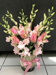 Picture of ORCHID AND ROSE ARRANGEMENT REGULAR